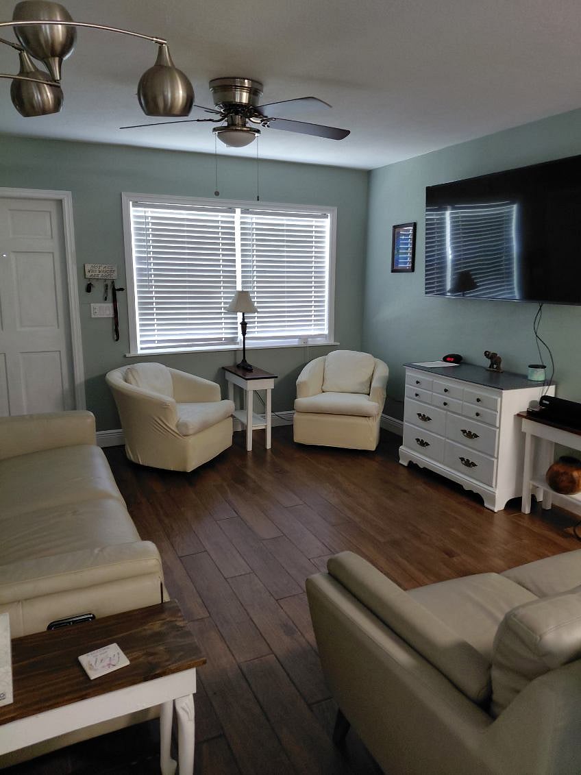 Furnished Finder property 318305_1 photo 3