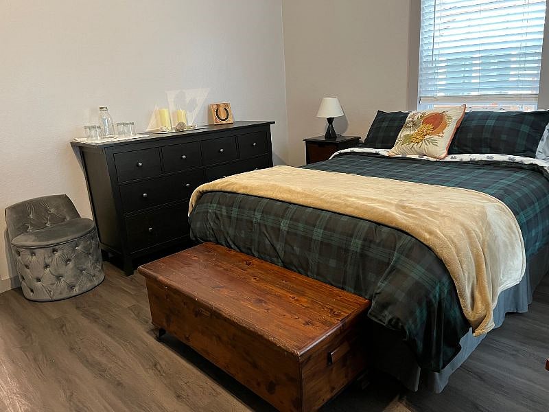 Furnished Finder property 318331_2 photo 8