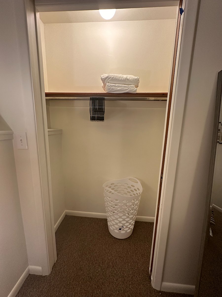 Adsn 1 - Bedroom 1 Closet