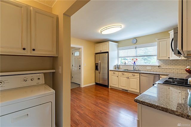 Furnished Finder property 318449_1 photo 3