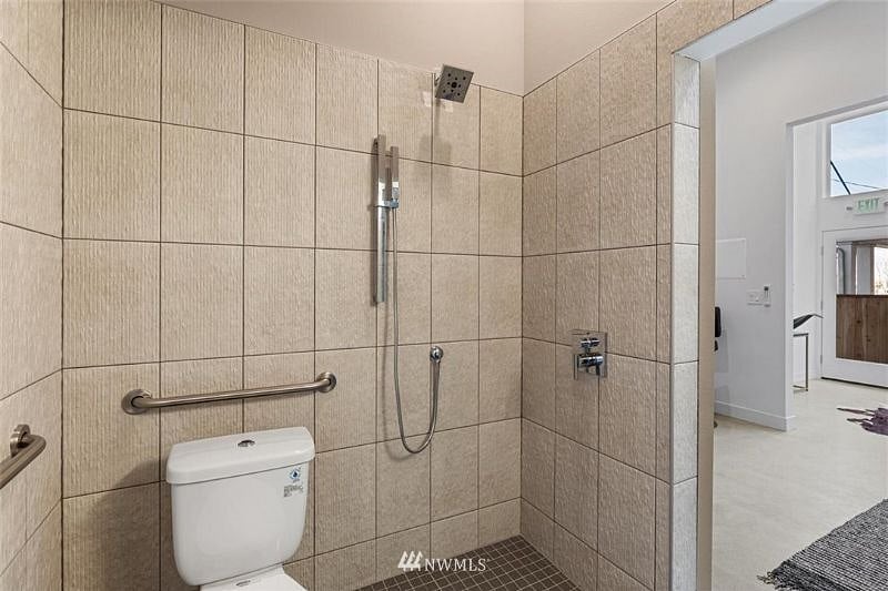Furnished Finder property 318470_1 photo 5