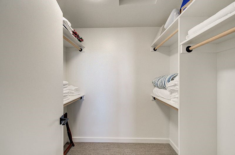 Furnished Finder property 318481_1 photo 12