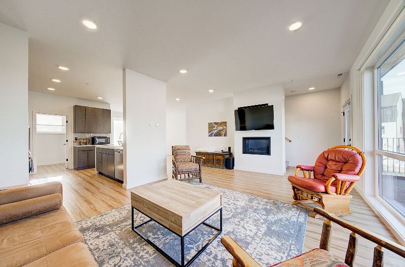 Furnished Finder property 318481_1 photo 6