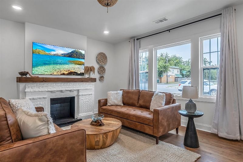 Furnished Finder property 318534_1 photo 5