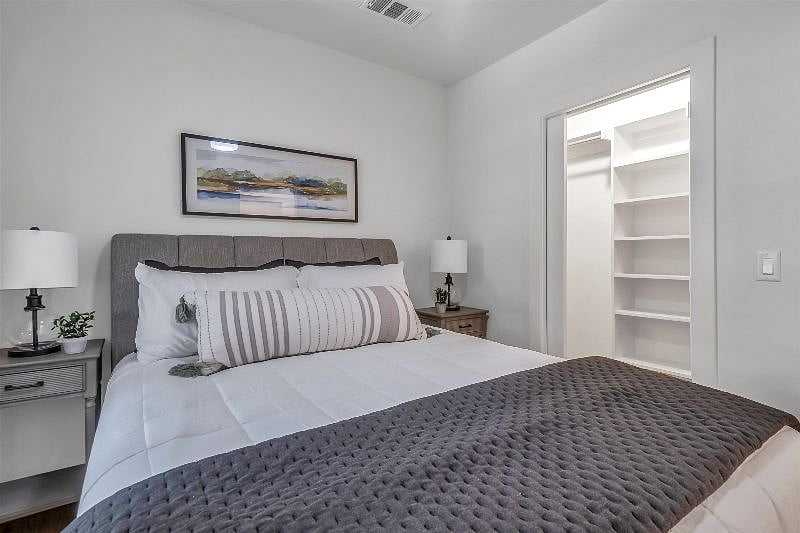 Furnished Finder property 318534_1 photo 14