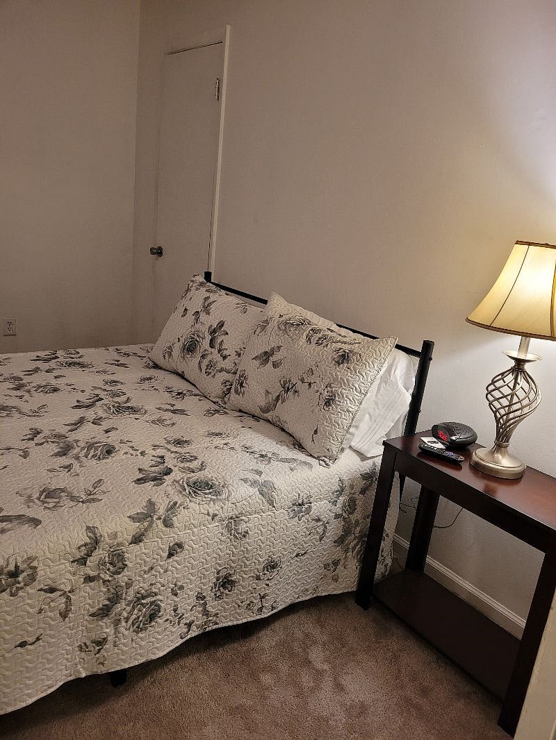 Furnished Finder property 318564_2 photo 8