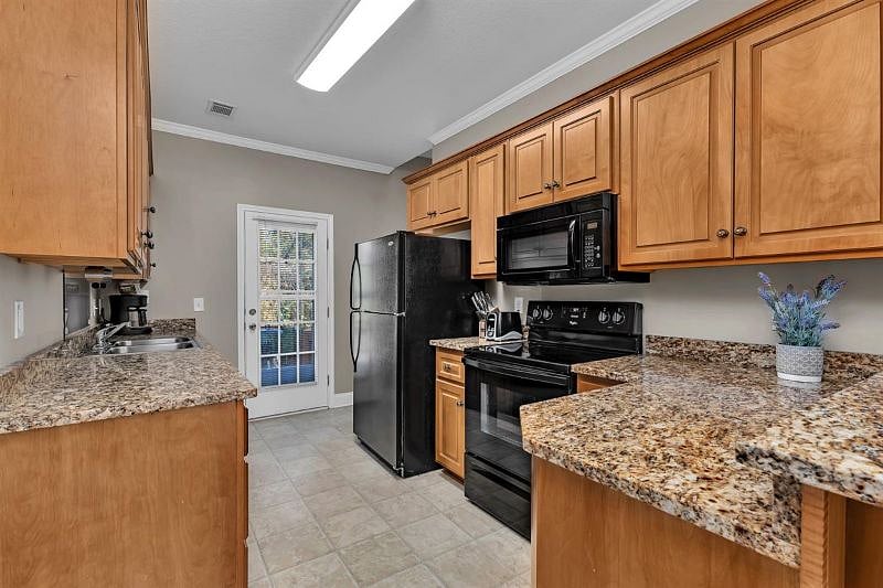 Furnished Finder property 318574_1 photo 10
