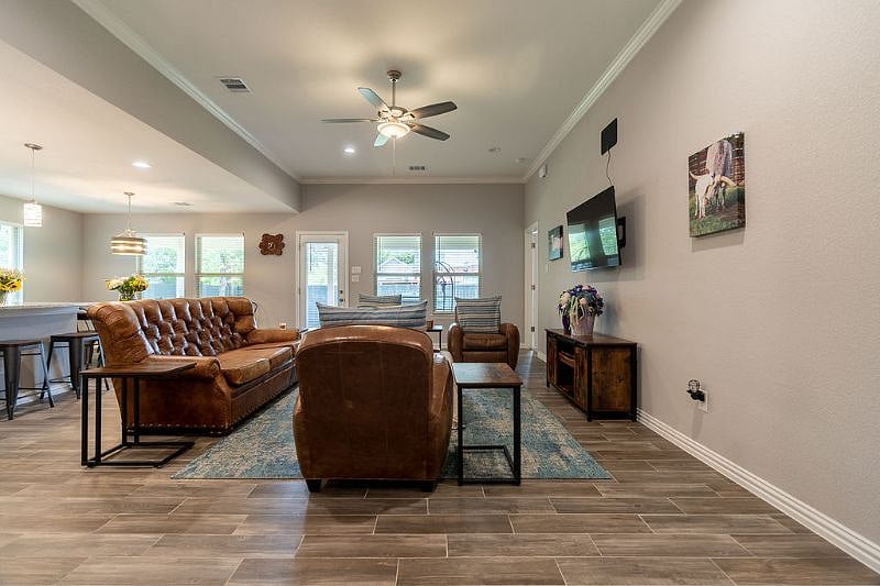 Furnished Finder property 318638_1 photo 7