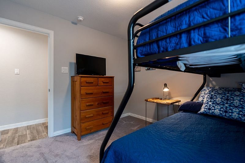 Furnished Finder property 318638_1 photo 17