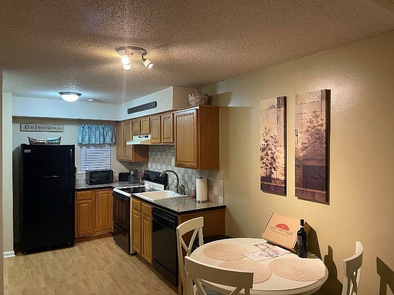Furnished Finder property 318640_1 photo 15