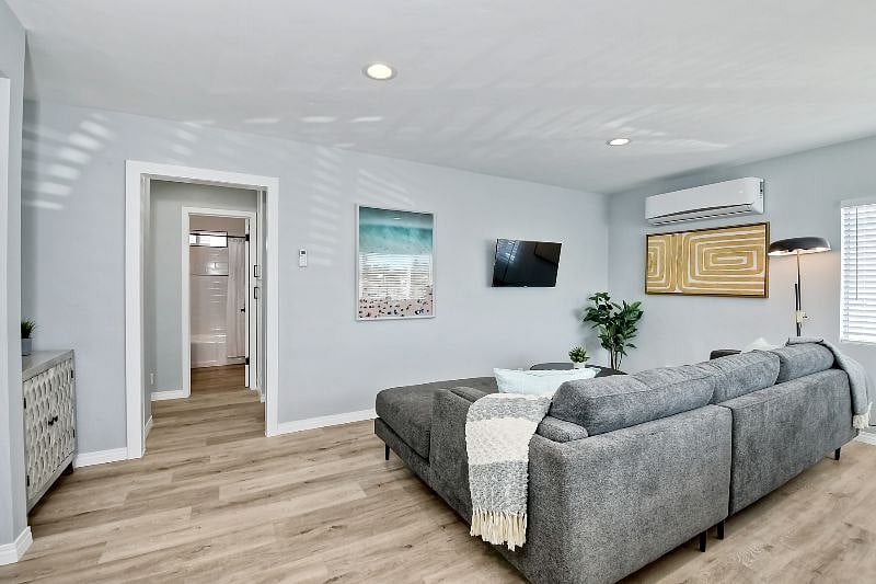 Furnished Finder property 318694_1 photo 9