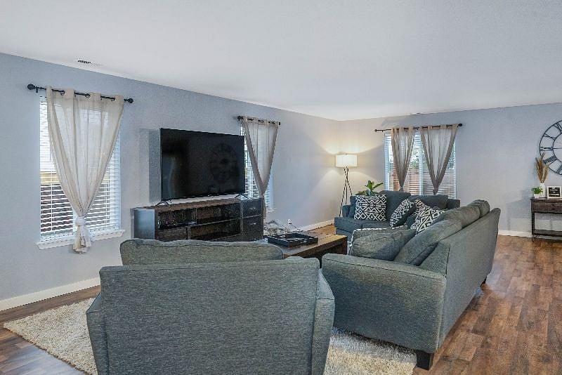 Furnished Finder property 318787_1 photo 5