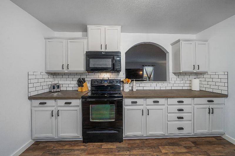 Furnished Finder property 318787_1 photo 12