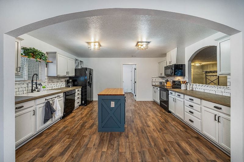 Furnished Finder property 318787_1 photo 15