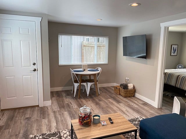Furnished Finder property 318882_1 photo 3