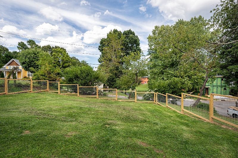 Furnished Finder property 319039_1 photo 16
