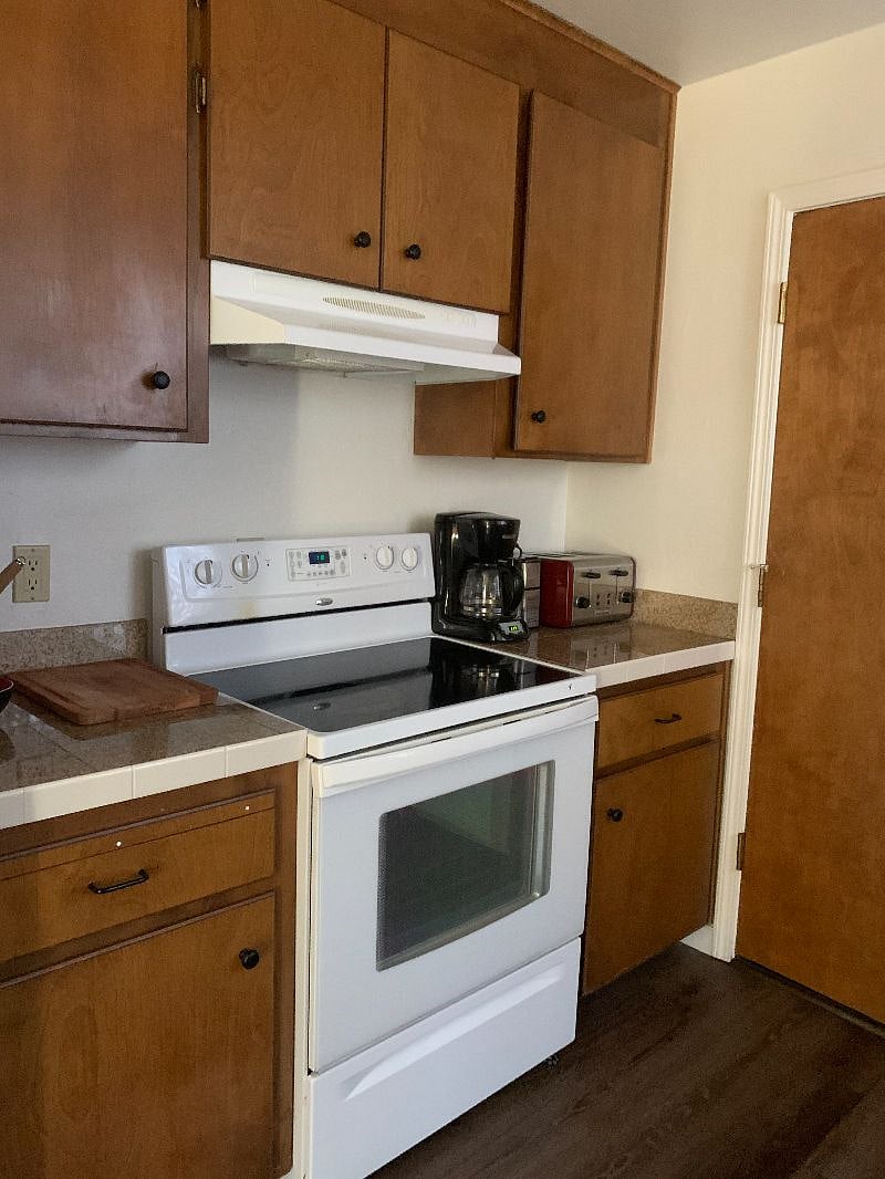 Furnished Finder property 319077_1 photo 10