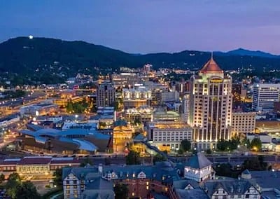 Downtown Roanoke, located 10 minutes drive from Windsor Lofts