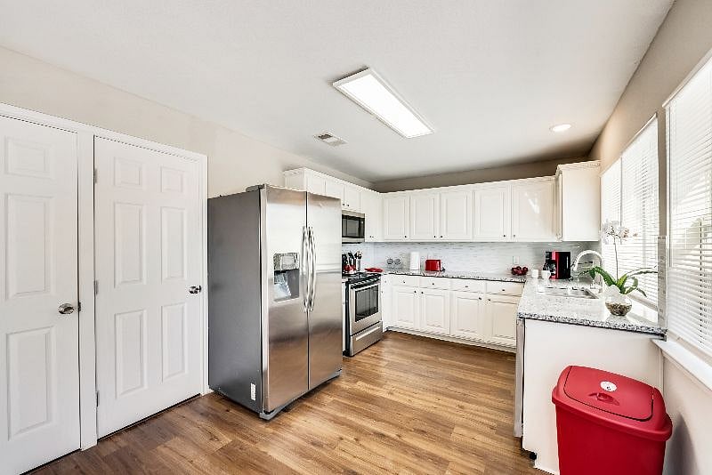 Furnished Finder property 319106_1 photo 6