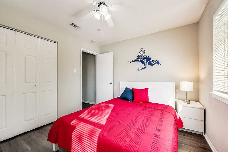 Furnished Finder property 319106_1 photo 11