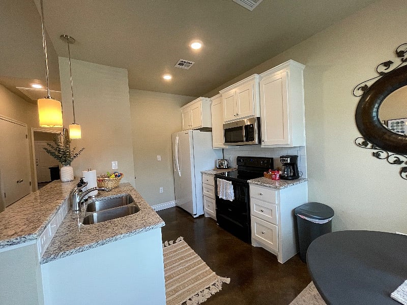 Furnished Finder property 319110_2 photo 9