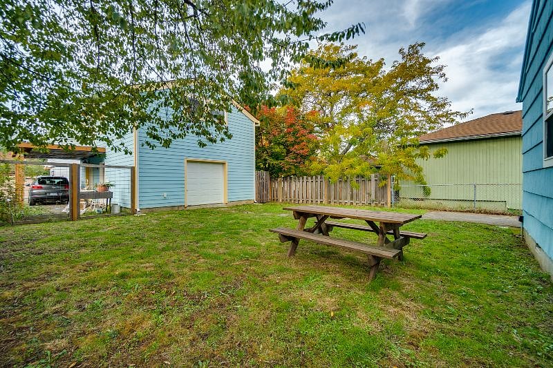 Fully fenced back yard