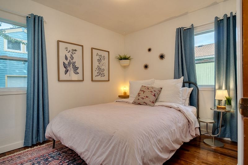 Bedroom #2 - Queen bed