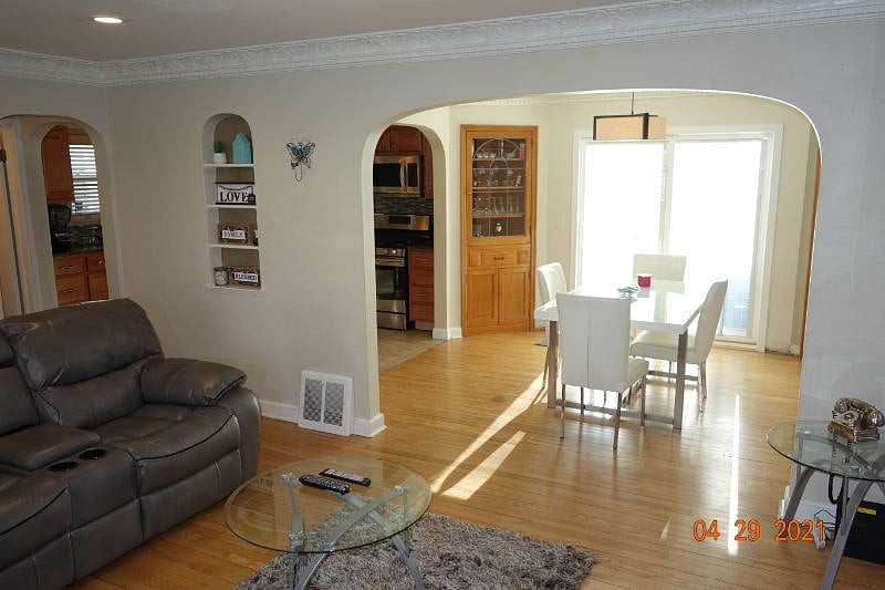 Furnished Finder property 319201_1 photo 10