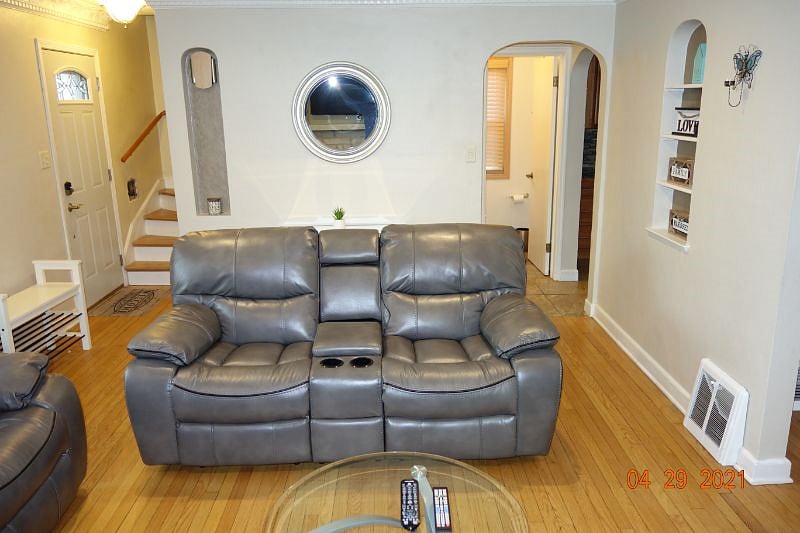 Furnished Finder property 319201_1 photo 8
