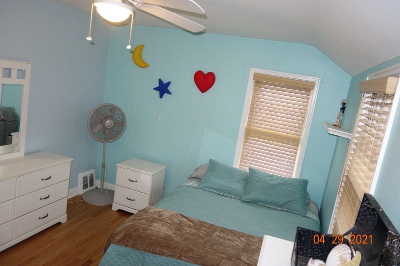 Furnished Finder property 319201_1 photo 13