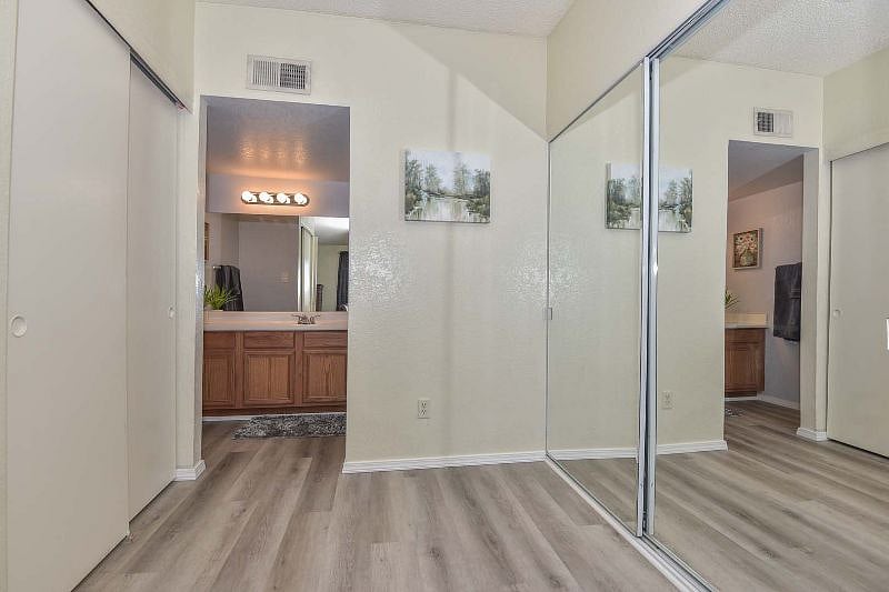 Furnished Finder property 319225_1 photo 14