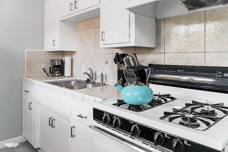 Furnished Finder property 319231_1 photo 15