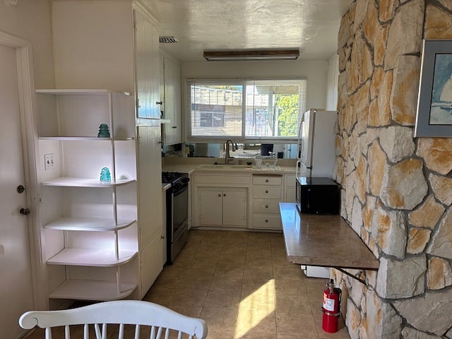 Furnished Finder property 319255_1 photo 5