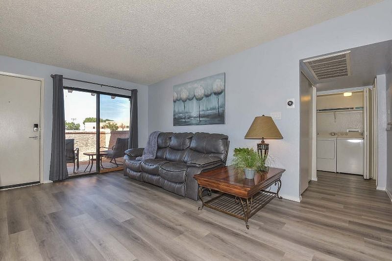 Furnished Finder property 319309_1 photo 7