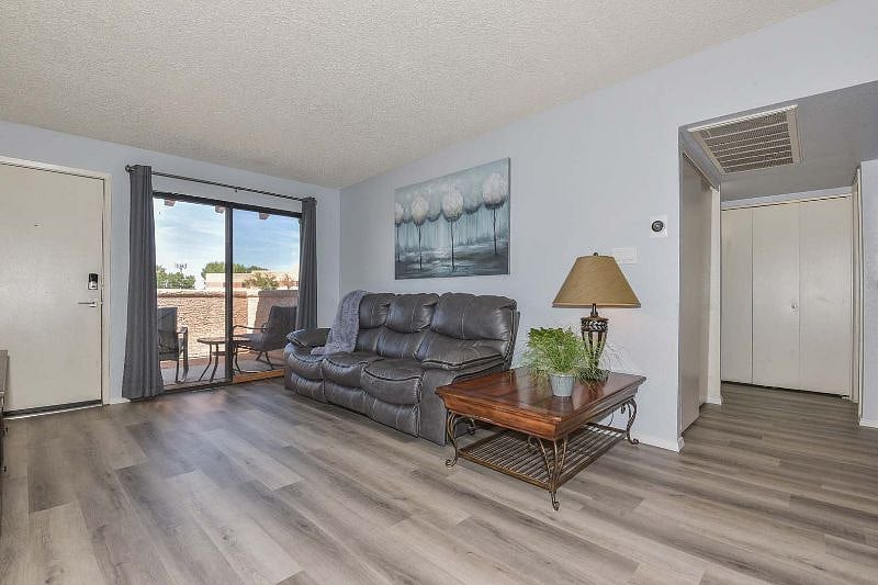 Furnished Finder property 319309_1 photo 8