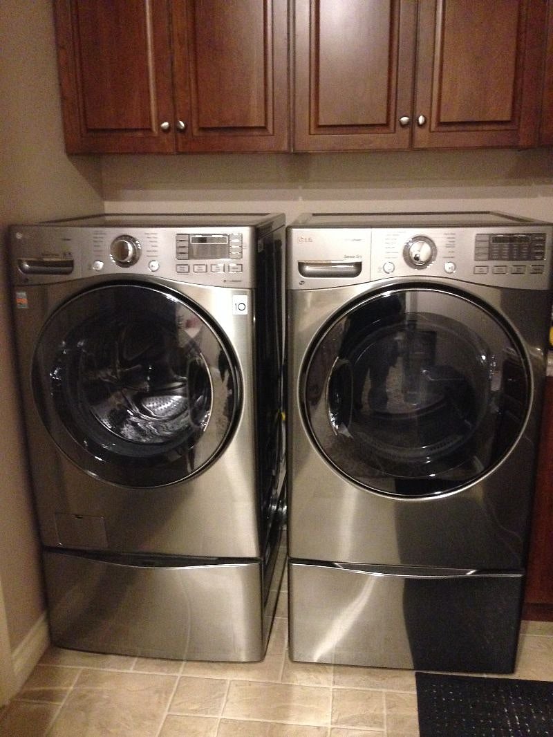 Extra large washing and drying capacity for quick laundry. Steam feature for getting wrinkles out of clothing. Quick wash and dry features