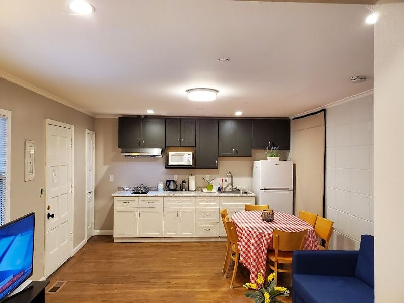 Furnished Finder property 319427_1 photo 4