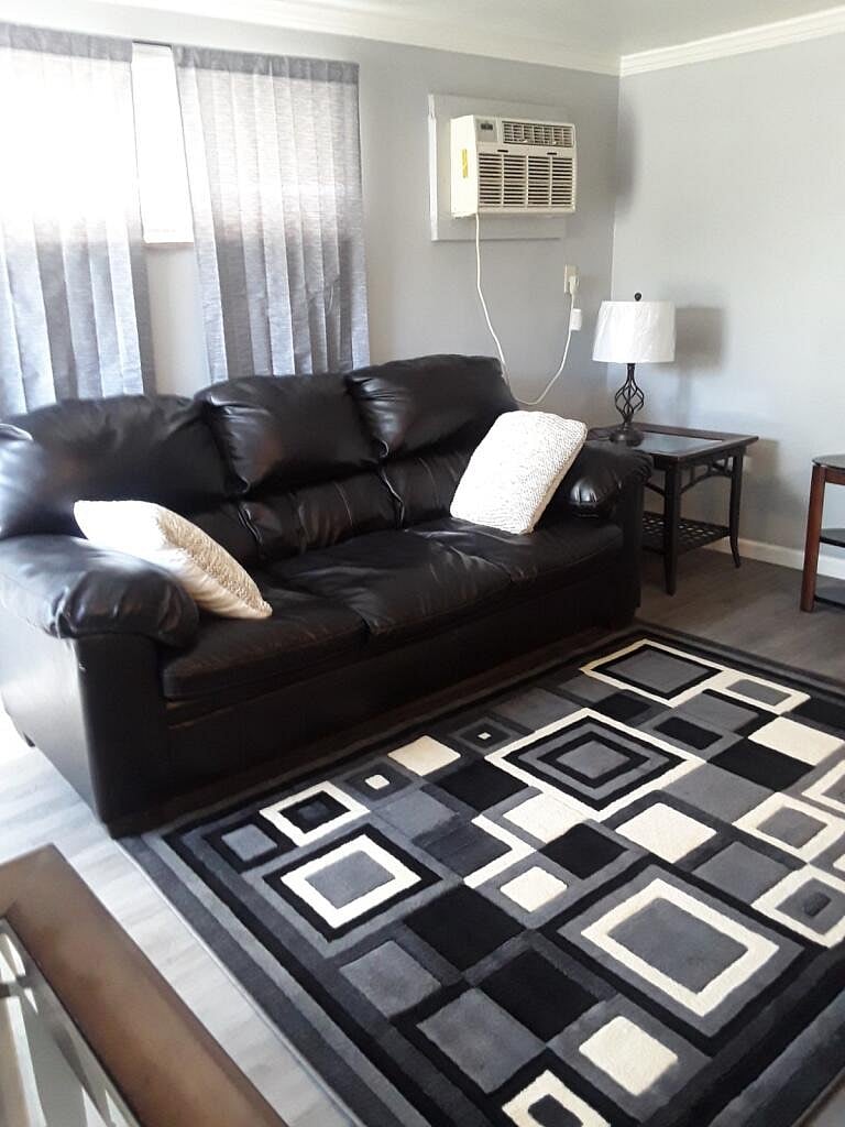 Furnished Finder property 319429_1 photo 11