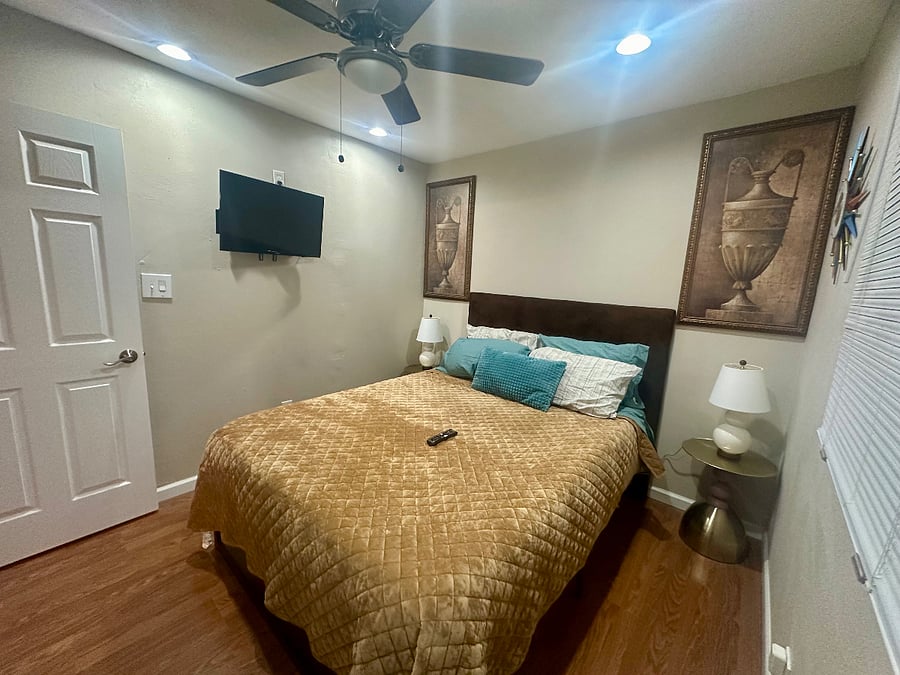 Furnished Finder property 319579_2 photo 17