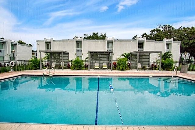 Furnished Finder property 319624_1 photo 10