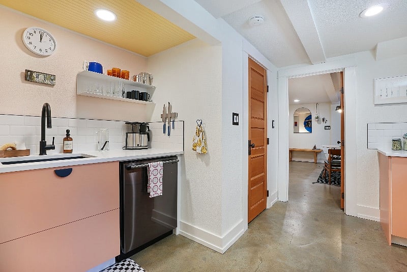 Furnished Finder property 319659_1 photo 12