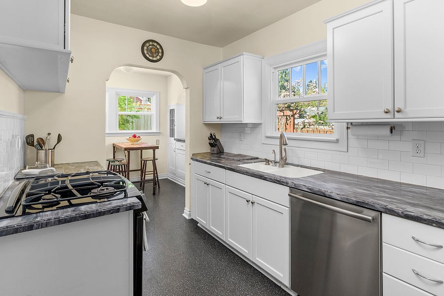 Furnished Finder property 320156_1 photo 7