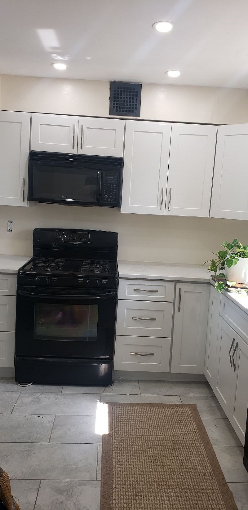 Furnished Finder property 320571_1 photo 4