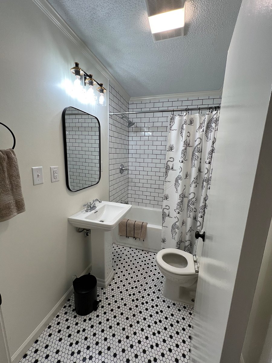 Furnished Finder property 320872_1 photo 4
