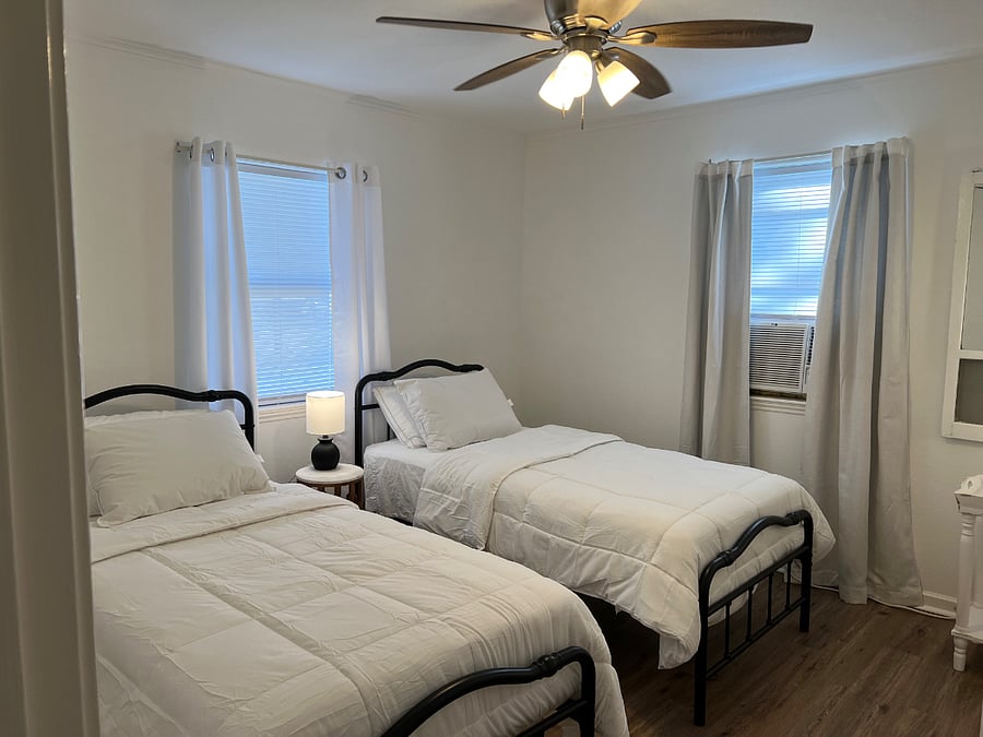 Furnished Finder property 320872_1 photo 9