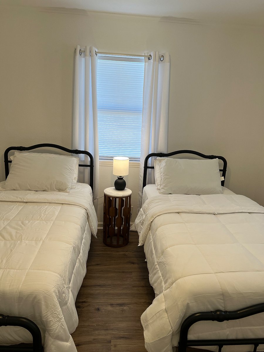 Furnished Finder property 320872_1 photo 10