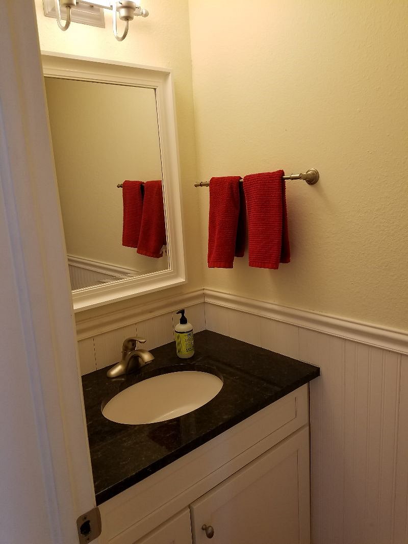 Powder room