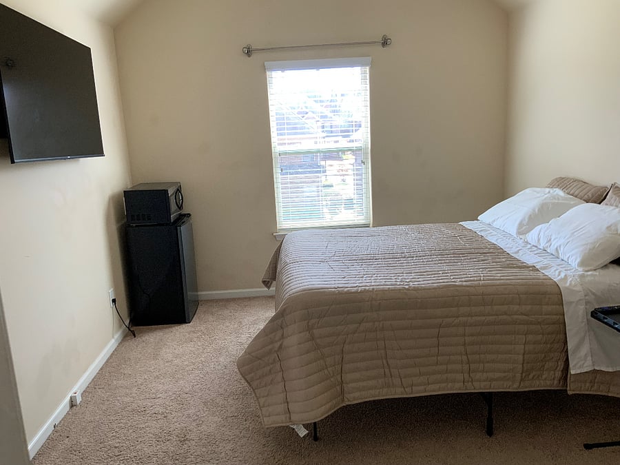 Furnished Finder property 320886_2 photo 3