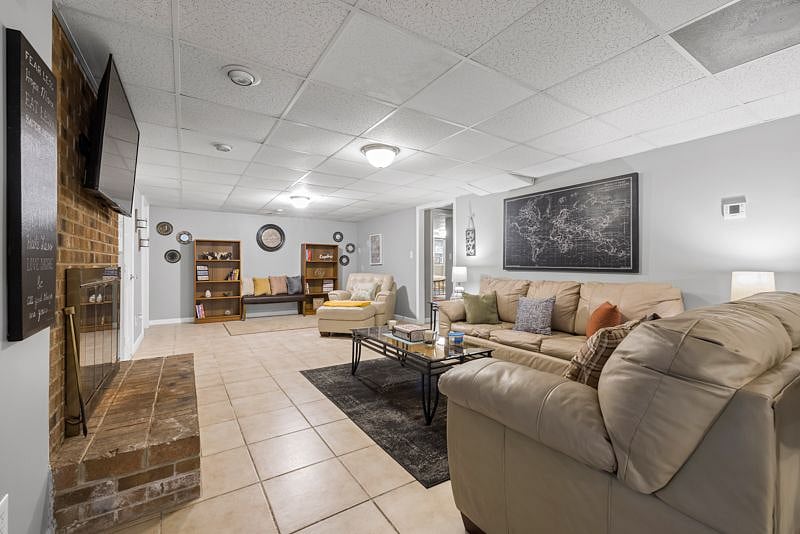Furnished Finder property 320941_1 photo 16