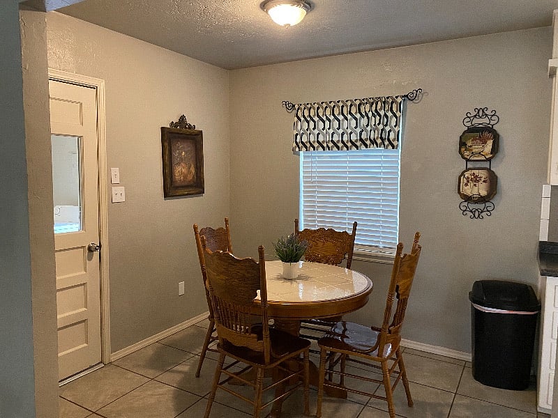 Furnished Finder property 320971_1 photo 6